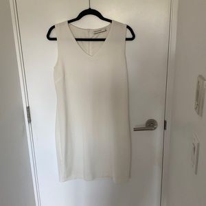 White bodycon dress